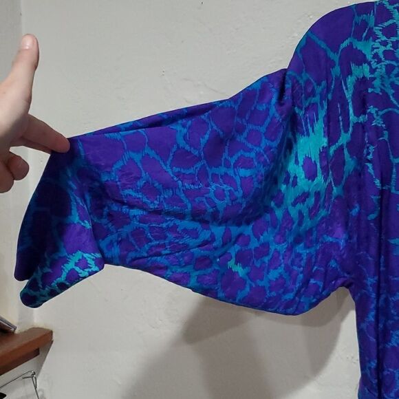 Vintage 80s Nora Noh 100% Silk Midi/Maxi Dress With Batwing Sleeves - Picture 2 of 16